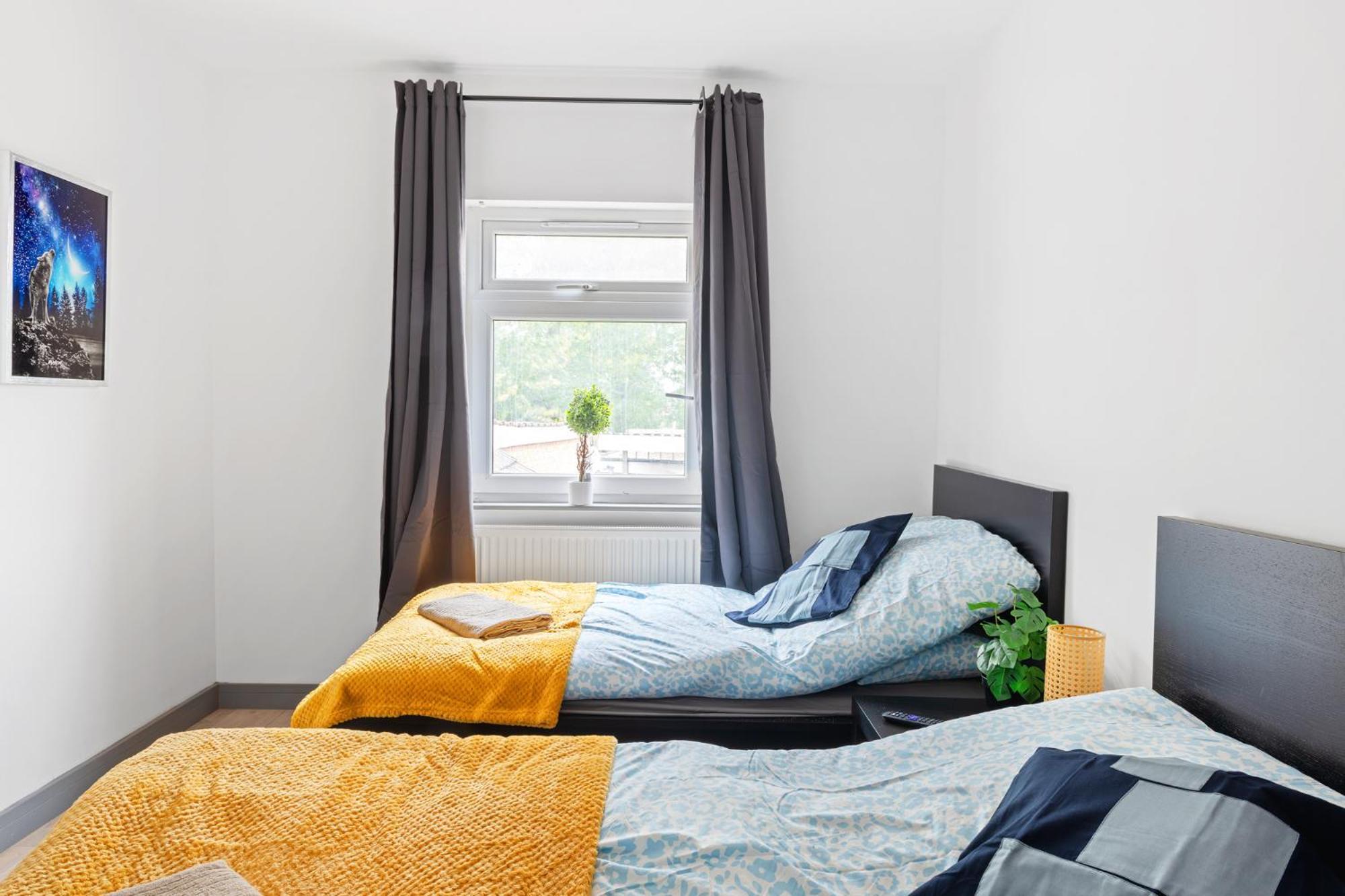 Stanion Luxurious 3 Bedroom Modern House Northamptonshire, Double, Twins, Single, Free Parking, Free Wi-Fi, Pets, Up To 8 Sleeps, 4 Smart Tvs Corby Exteriér fotografie